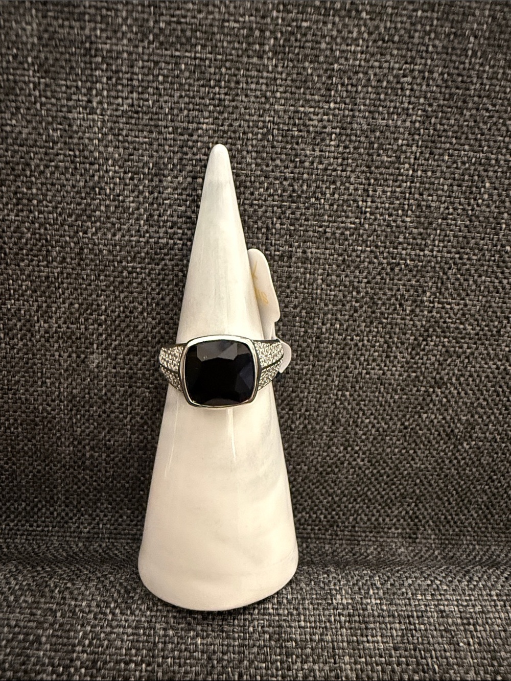Bomb party OG Size 7 Ring